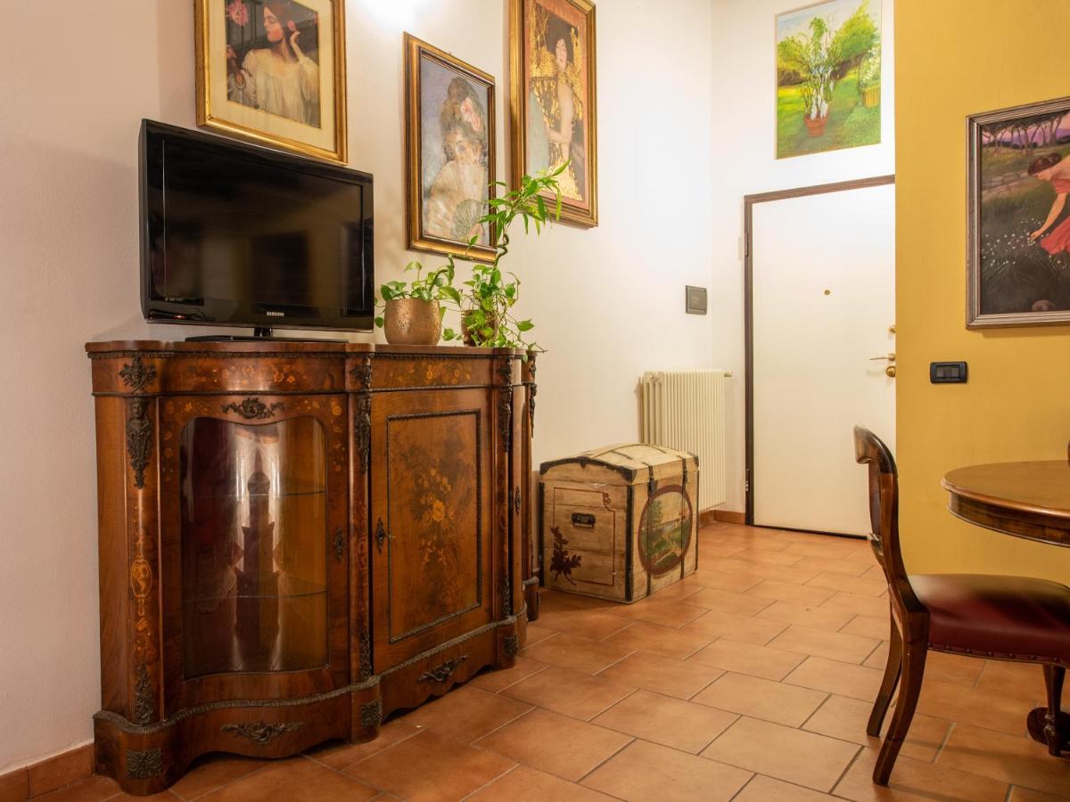 Corte Degli Estensi, Romantica Mansardina Ferrara Luaran gambar